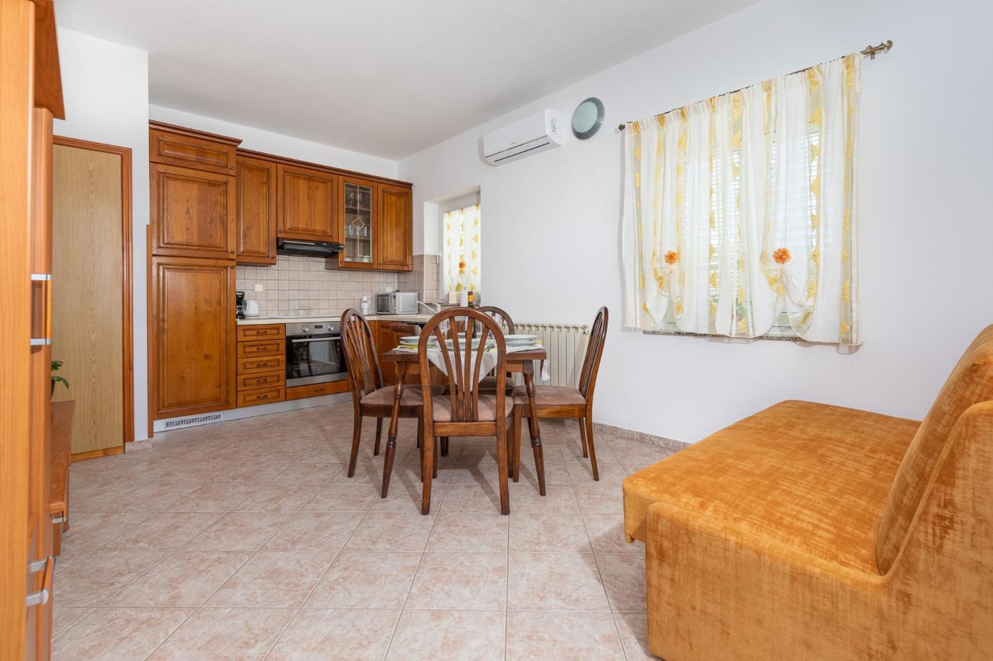 Apartments With A Parking Space Punat, Krk - 20553 Bagian luar foto